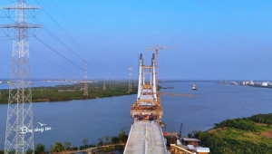 Hai cầu dây văng tĩnh không cao nhất Việt Nam sau 10 năm khởi công